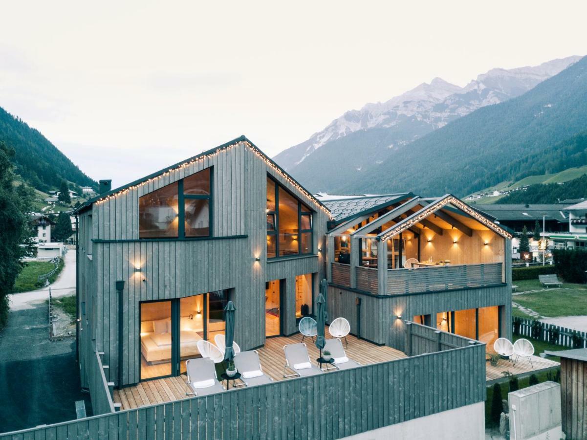 Ferienhaus Zum Stubaier Gletscher - Dorf Neustift im Stubaital Buitenkant foto